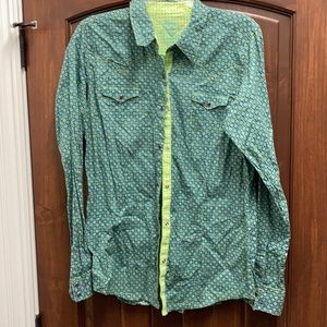 Twenty x button down